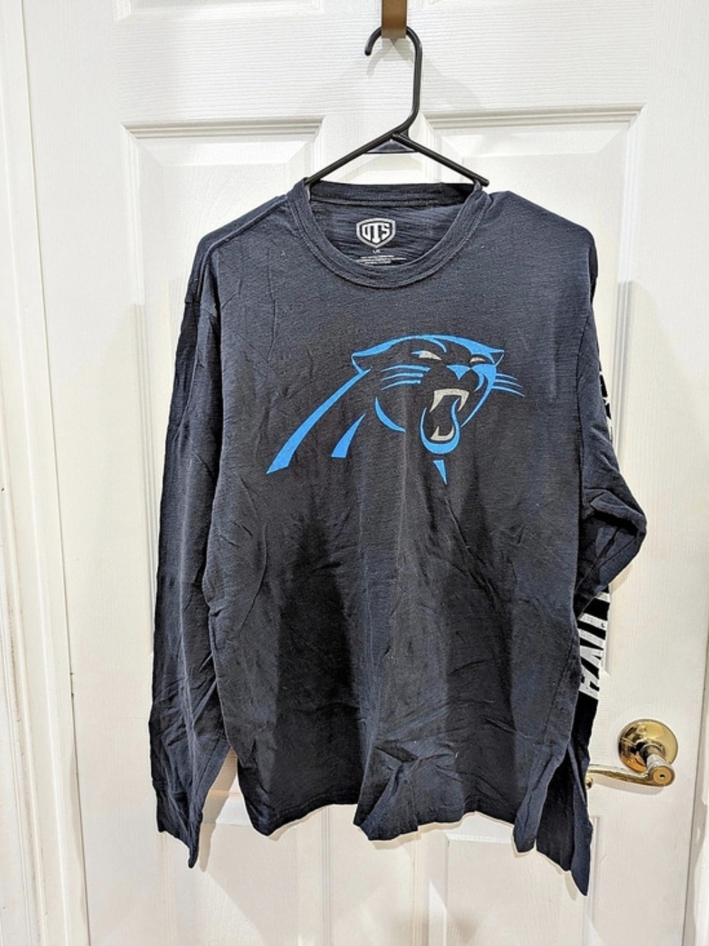NFL Panthers Long Sleeve Tee Size Large